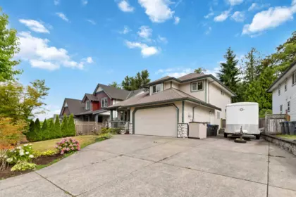 17839 68th Avenue, Surrey, BC, Surrey — Single Family Residence for sale