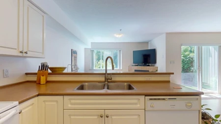 Guest Bathroom Photo of 34 735 Park Road, Gibsons, BC