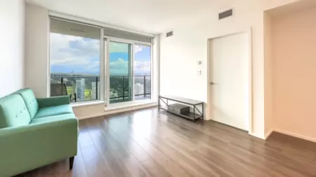 4302 3809 Evergreen Place, Burnaby, BC, Burnaby — Apartment/Condo for sale