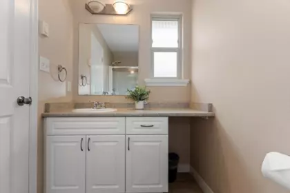 Powder Room Photo of 61 5556 Peach Road, Chilliwack, BC