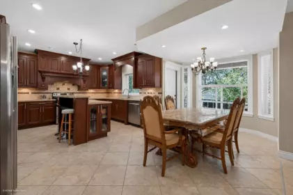 Breakfast Nook Photo of 16758 86 Avenue, Surrey, BC