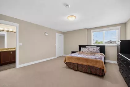 Laundry Room Photo of 16758 86 Avenue, Surrey, BC