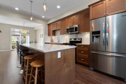 56 7059 210 Street, Langley, BC, Langley — Townhouse for sale