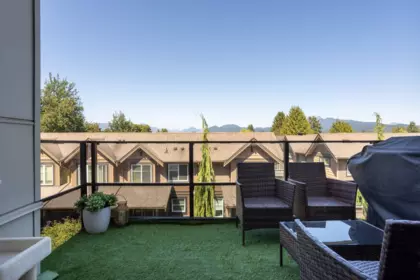 Loft / Bonus Room Photo of 307 12320 222 Street, Maple Ridge, BC