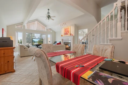 Staircase Photo of 23 8590 Sunrise Drive, Chilliwack, BC