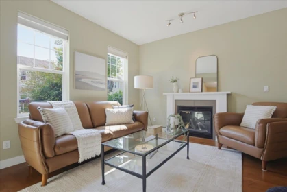 Breakfast Nook Photo of 321 172a Street, Surrey, BC