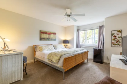 Office / Den Photo of 328 13888 70 Avenue, Surrey, BC