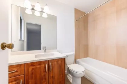 Hallway Photo of 3003 Sunnyhurst Road, North Vancouver, BC