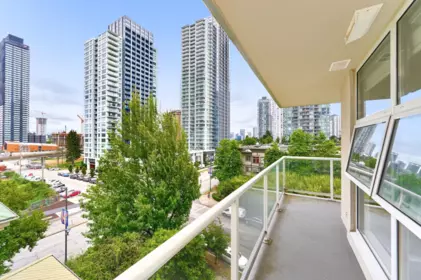 705 10523 University Drive, Surrey, BC, Surrey — Apartment/Condo for sale