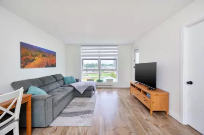 Kitchen Island Photo of 705 10523 University Drive, Surrey, BC