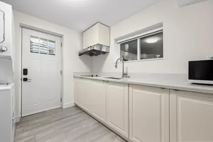 Mudroom Photo of 4936 Barker Crescent, Burnaby, BC