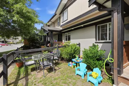 Staircase Photo of 14 45535 Shawnigan Crescent, Chilliwack, BC