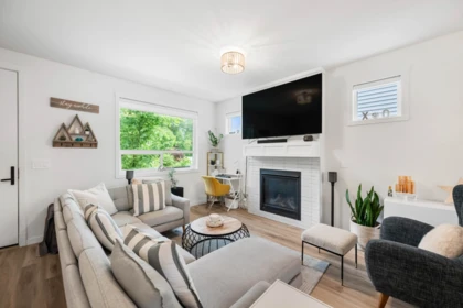 Primary Bedroom Photo of 25097 112 Avenue, Maple Ridge, BC