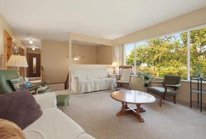 Breakfast Nook Photo of 3543 Devon Road, Port Coquitlam, BC