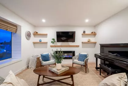 Breakfast Nook Photo of 26567 28a Avenue, Langley, BC