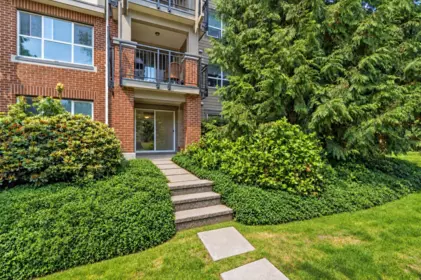 110 5889 Irmin Street, Burnaby, BC, Burnaby — Apartment/Condo for sale