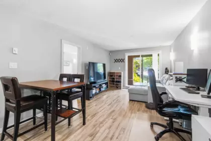 110 5889 Irmin Street, Burnaby, BC, Burnaby — Apartment/Condo for sale