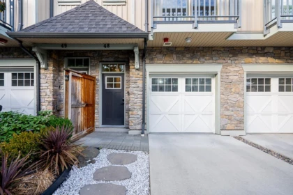 Family Room Photo of 48 20487 65 Avenue, Langley, BC