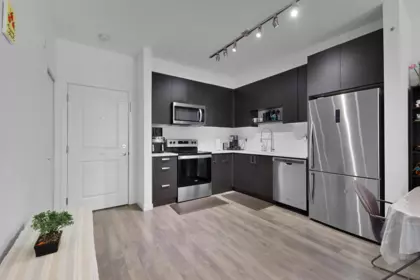 Kitchen Island Photo of 106 13628 81a Avenue, Surrey, BC