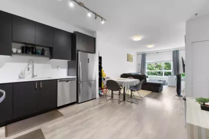 Kitchen Photo of 106 13628 81a Avenue, Surrey, BC