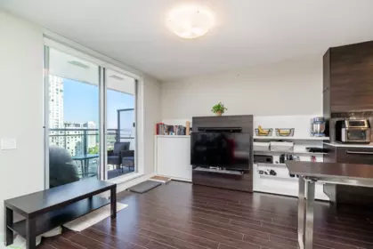 Breakfast Nook Photo of 2608 13398 104 Avenue, Surrey, BC
