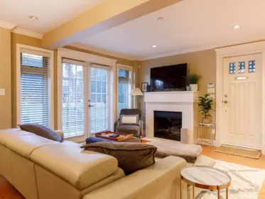 Breakfast Nook Photo of 2115 Macdonald Street, Vancouver, BC