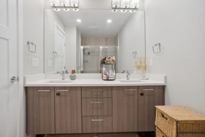 Powder Room Photo of 228 4690 Hawk Lane, Tsawwassen, BC