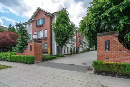 23 8767 162 Street, Surrey, BC, Surrey — Townhouse for sale