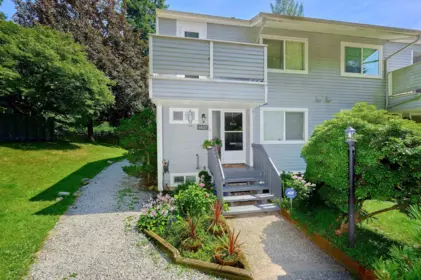 4627 Hoskins Road, North Vancouver, BC, North Vancouver — Townhouse for sale