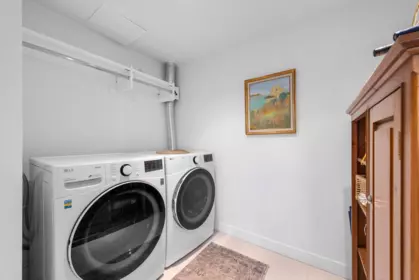 Basement Recreation Room Photo of 603 1500 Fern Street, North Vancouver, BC