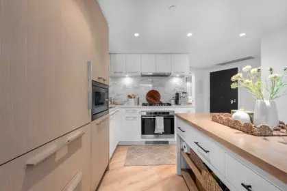 Dining Area Photo of 603 1500 Fern Street, North Vancouver, BC
