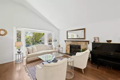 Family Room Photo of 3336 Manning Crescent, North Vancouver, BC