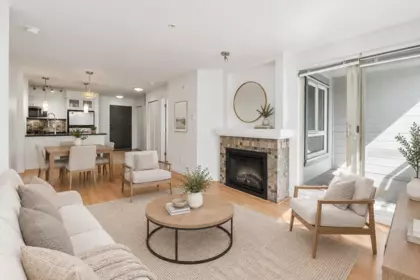 218 405 Skeena Street, Vancouver, BC, Vancouver — Apartment/Condo for sale