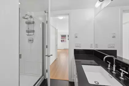 Hallway Photo of 218 405 Skeena Street, Vancouver, BC