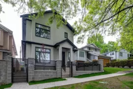 2 4874 Lanark Street, Vancouver, BC