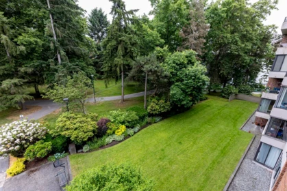 Garden / Landscaping Photo of 407 4101 Yew Street, Vancouver, BC