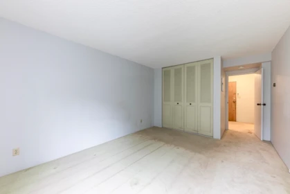 Hallway Photo of 407 4101 Yew Street, Vancouver, BC