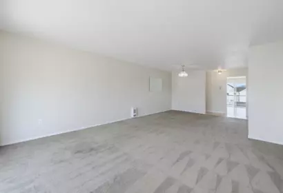 Hallway Photo of 86 32691 Garibaldi Drive, Abbotsford, BC