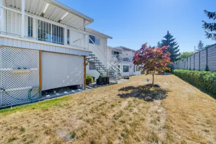 Kitchen Photo of 86 32691 Garibaldi Drive, Abbotsford, BC