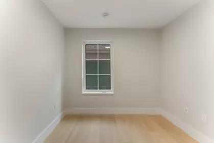 Hot Tub / Spa Photo of 1683 Nelson Street, Vancouver, BC