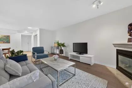 202 5639 Hampton Place, Vancouver, BC, Vancouver — Apartment/Condo for sale