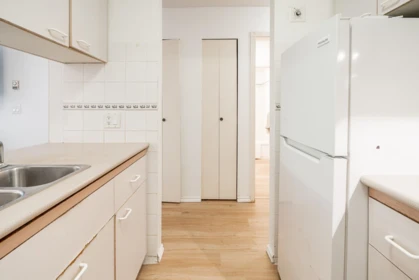 Guest Bathroom Photo of 105 2195 W 5th Avenue, Vancouver, BC