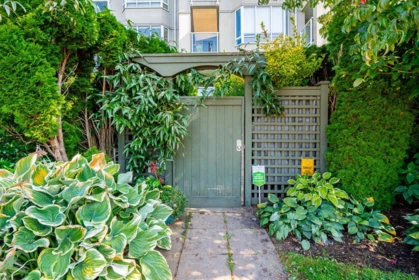 Outdoor Patio Photo of 105 2195 W 5th Avenue, Vancouver, BC