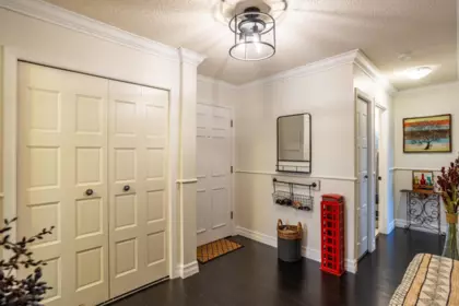 301 1390 Martin Street, White Rock, BC, White Rock — Apartment/Condo for sale