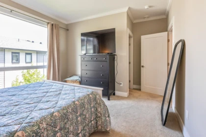 Bedroom 4 Photo of 208 16488 64 Avenue, Surrey, BC