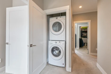 Entry Foyer Photo of 208 16488 64 Avenue, Surrey, BC
