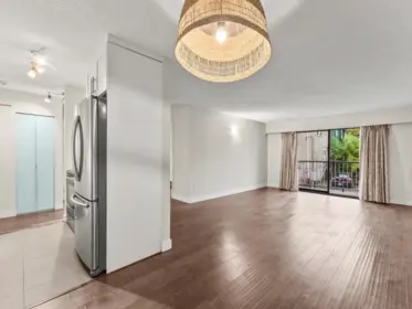 203 1611 E 3rd Avenue, Vancouver, BC, Vancouver — Apartment/Condo for sale