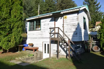 Family Room Photo of 48813 Chaumox Road, Boston Bar / Lytton, BC