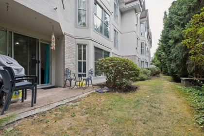 Hallway Photo of 109 7161 121 Street, Surrey, BC