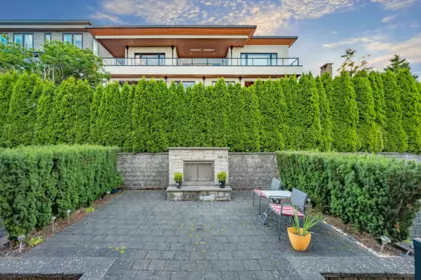 Front Yard Photo of 14439 Sunset Lane, White Rock, BC
